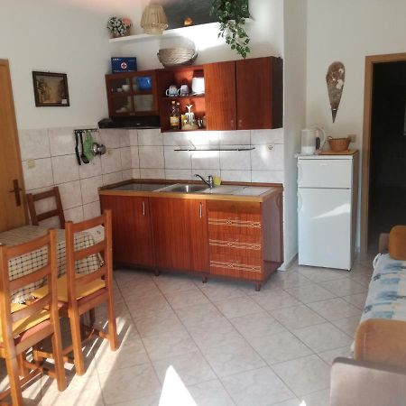 Apartmani Marijana Selce Esterno foto
