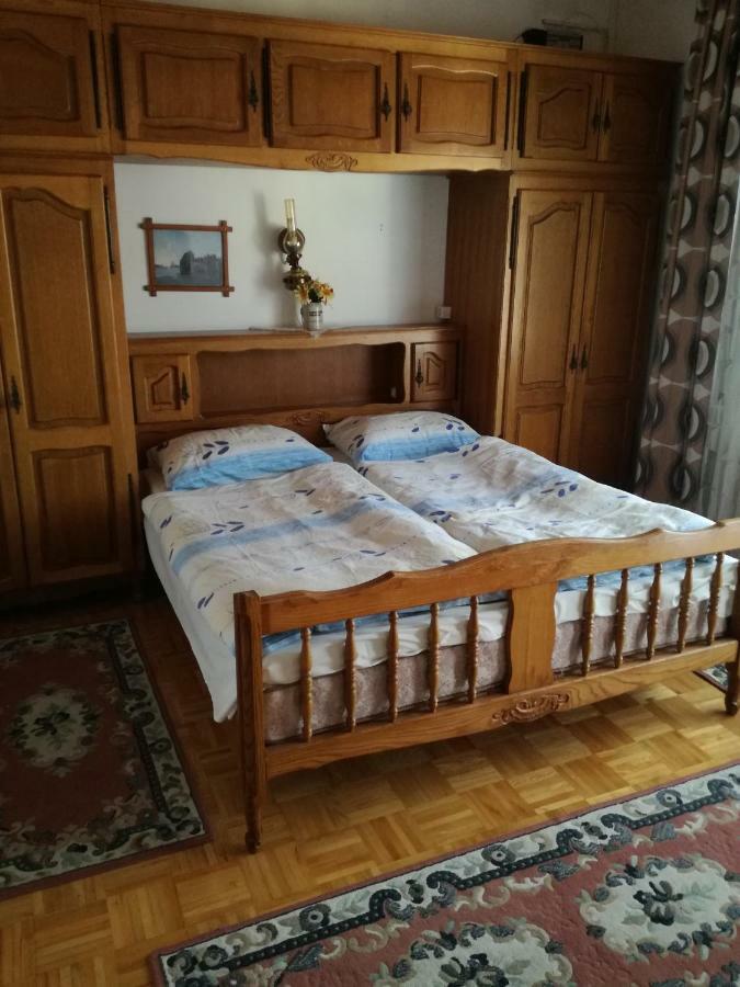 Apartmani Marijana Selce Esterno foto