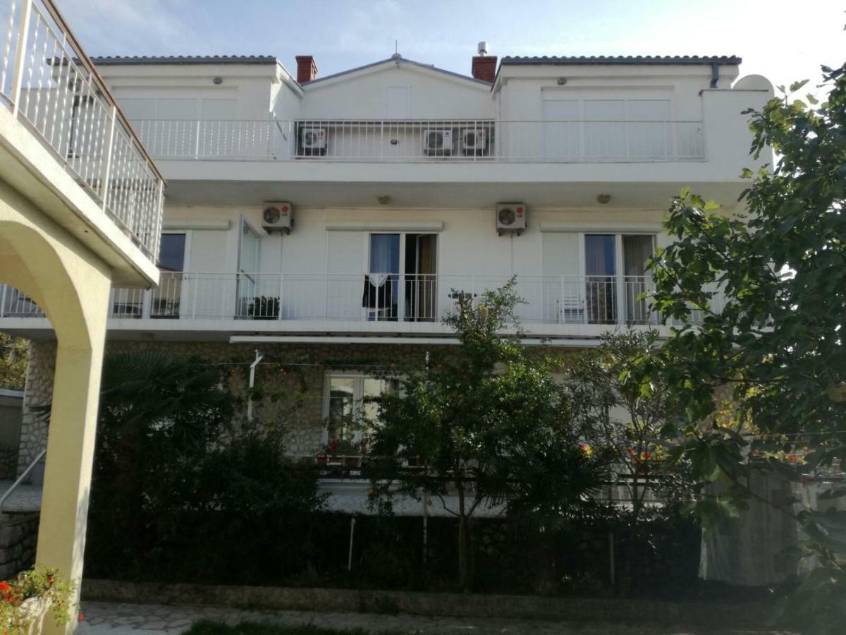 Apartmani Marijana Selce Esterno foto